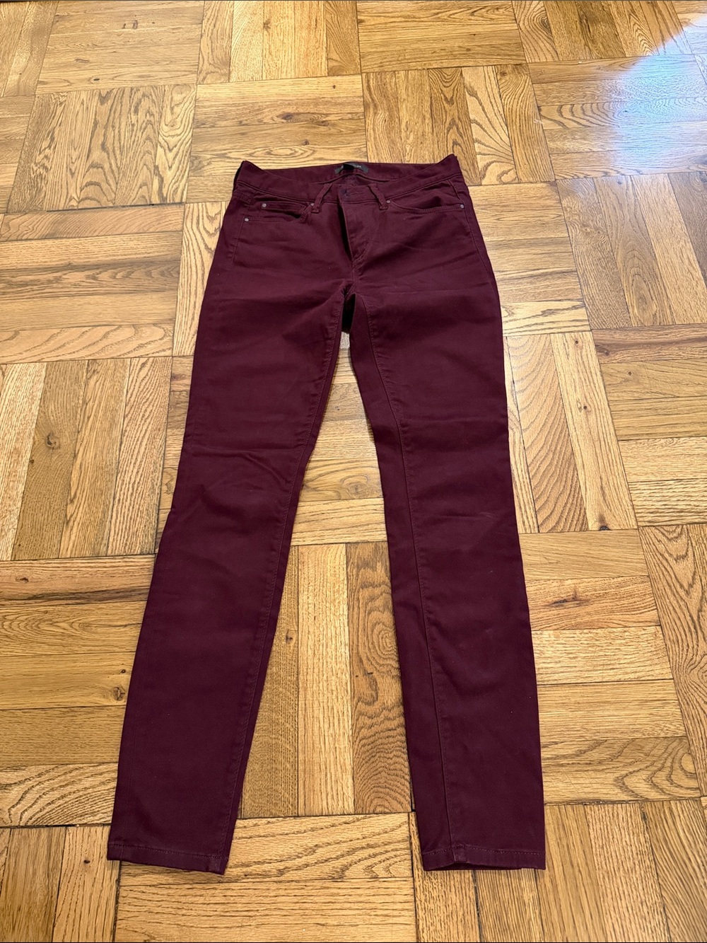 Ann Taylor The Skinny Modern Fit Jeans in Deep Burgundy